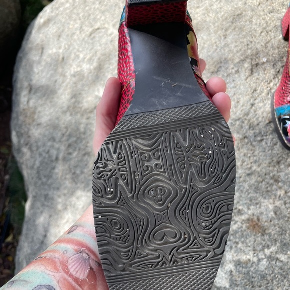 Crazy Cat Heels - Picture 6 of 7